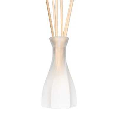 بطری پخش کننده نی سفید